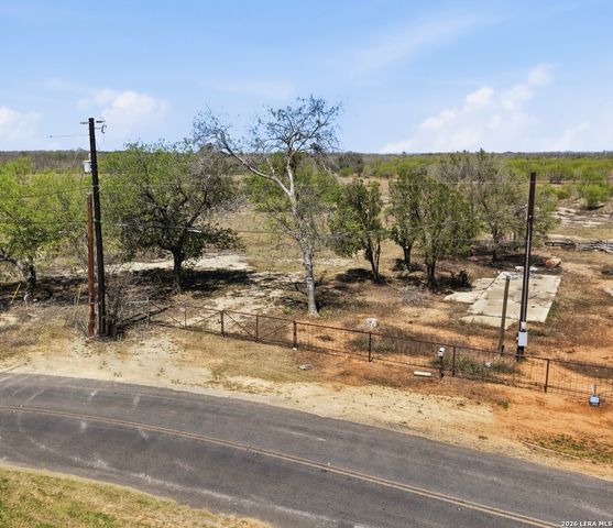 14215 quintana, Atascosa, TX 78002