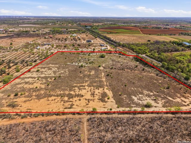 14215 quintana, Atascosa, TX 78002