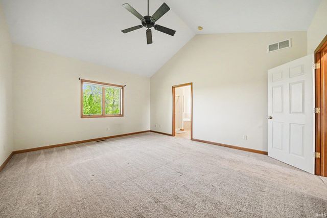 2802 E Saint Andrews Road, Winona Lake, IN 46590