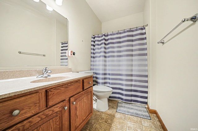 2802 E Saint Andrews Road, Winona Lake, IN 46590