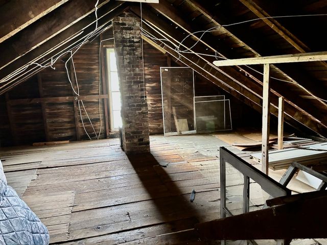 301 Edgewood St, Lafayette, TN 37083