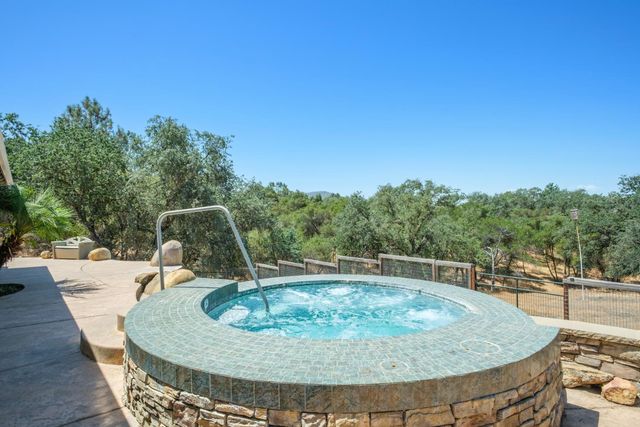 29412 Gibbs Ranch Road, Tollhouse, CA 93667