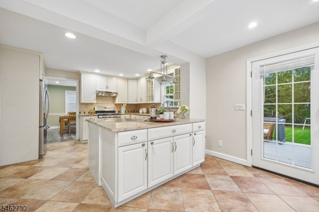 36 Amelia Ave, Livingston Twp., NJ 07039 — photo 4