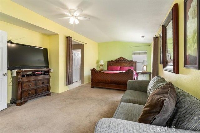 6486 Gladiola Street, Eastvale, CA 92880