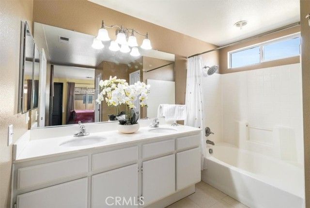 6486 Gladiola Street, Eastvale, CA 92880