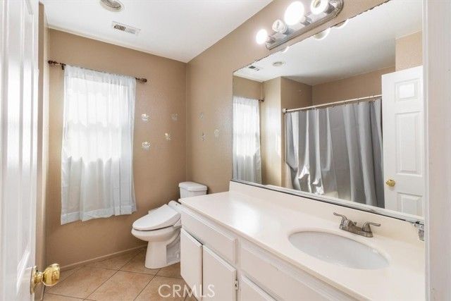 6486 Gladiola Street, Eastvale, CA 92880