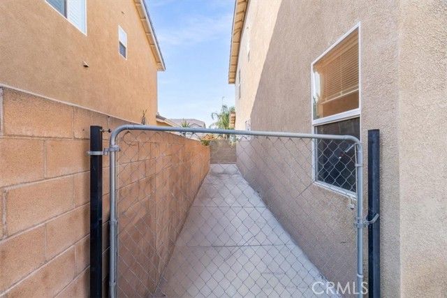 6486 Gladiola Street, Eastvale, CA 92880