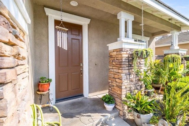 6486 Gladiola Street, Eastvale, CA 92880