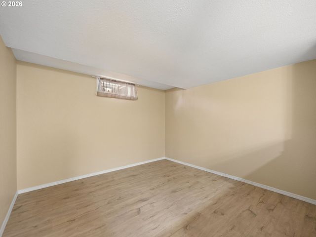 3267 Se 179TH Ave, Portland, OR 97236