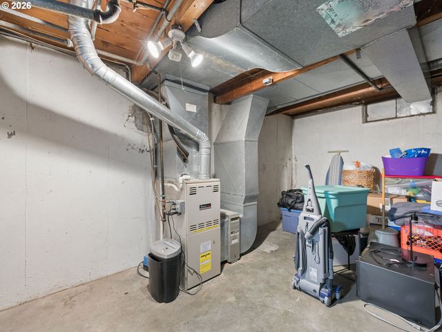 3267 Se 179TH Ave, Portland, OR 97236