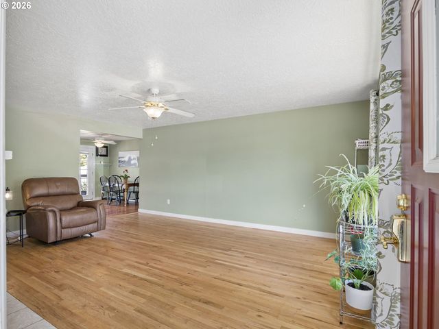3267 Se 179TH Ave, Portland, OR 97236