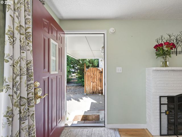 3267 Se 179TH Ave, Portland, OR 97236