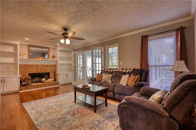 1702 Windsor Chase Court, Lawrenceville, GA 30043