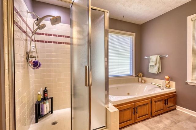 1702 Windsor Chase Court, Lawrenceville, GA 30043