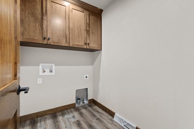 5096 ADALBERT LANE, New Franken, WI 54229