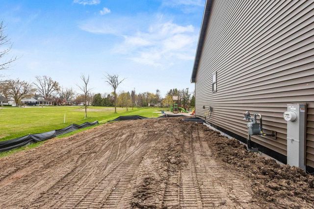 5096 ADALBERT LANE, New Franken, WI 54229