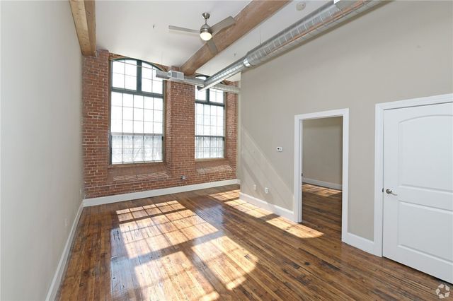 75 POCASSET Street 305, Johnston, RI 02919