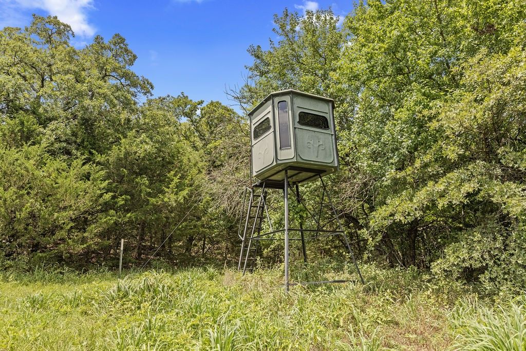 000 FM 677 N, St Jo, TX 76265