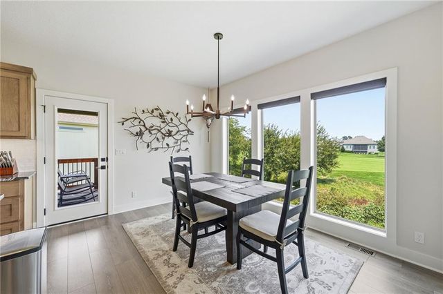 914 Churchill Circle, Raymore, MO 64083