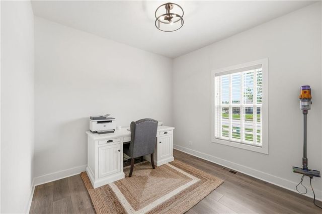 914 Churchill Circle, Raymore, MO 64083