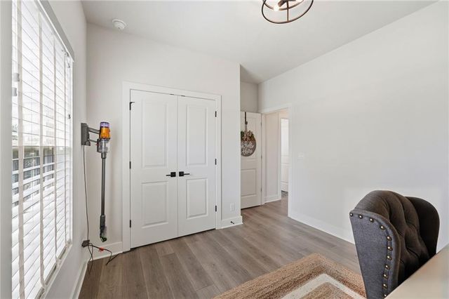 914 Churchill Circle, Raymore, MO 64083