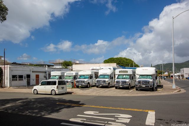 3331 Campbell Avenue, Honolulu, HI 96815