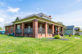 707 Atlantic Ave, Knoxville, TN 37917