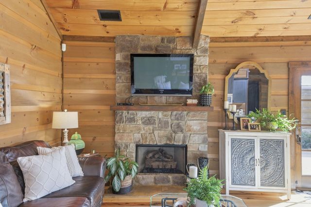 3275 Tunnel Hill Rd Road, Cleveland, TN 37311