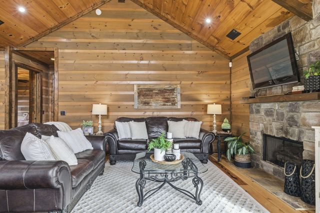 3275 Tunnel Hill Rd Road, Cleveland, TN 37311