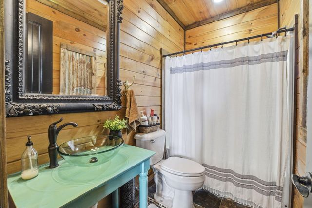 3275 Tunnel Hill Rd Road, Cleveland, TN 37311