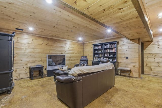 3275 Tunnel Hill Rd Road, Cleveland, TN 37311