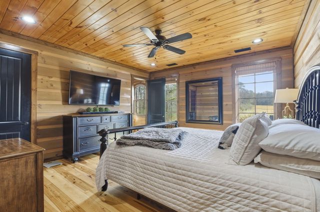 3275 Tunnel Hill Rd Road, Cleveland, TN 37311