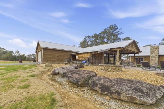 3275 Tunnel Hill Rd Road, Cleveland, TN 37311