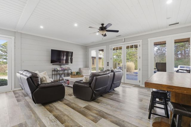 3275 Tunnel Hill Rd Road, Cleveland, TN 37311