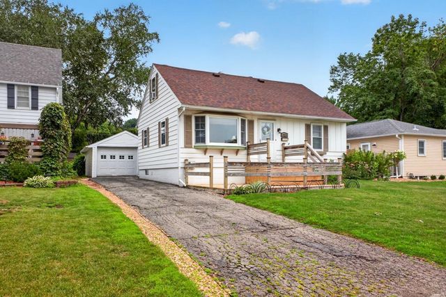 1404 12th Avenue NE, Rochester, MN 55906