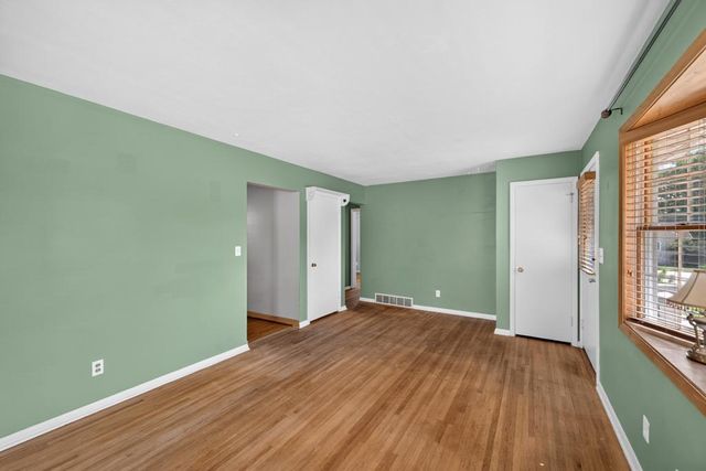 1404 12th Avenue NE, Rochester, MN 55906