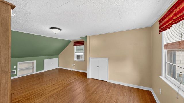 1404 12th Avenue NE, Rochester, MN 55906