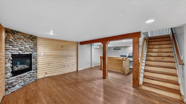 1404 12th Avenue NE, Rochester, MN 55906