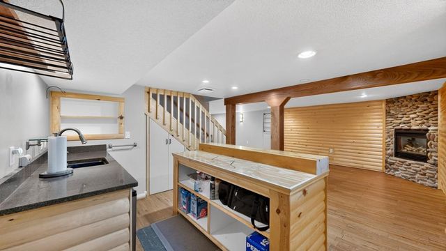 1404 12th Avenue NE, Rochester, MN 55906