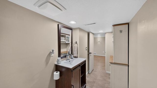 1404 12th Avenue NE, Rochester, MN 55906