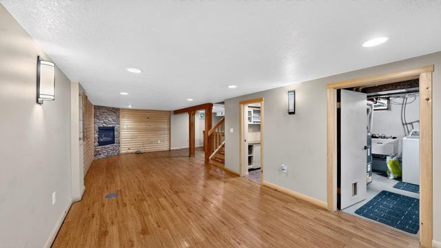 1404 12th Avenue NE, Rochester, MN 55906