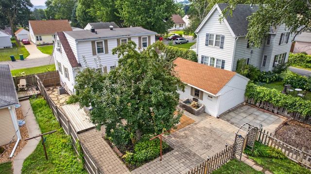 1404 12th Avenue NE, Rochester, MN 55906