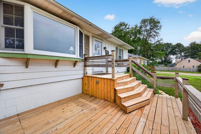 1404 12th Avenue NE, Rochester, MN 55906