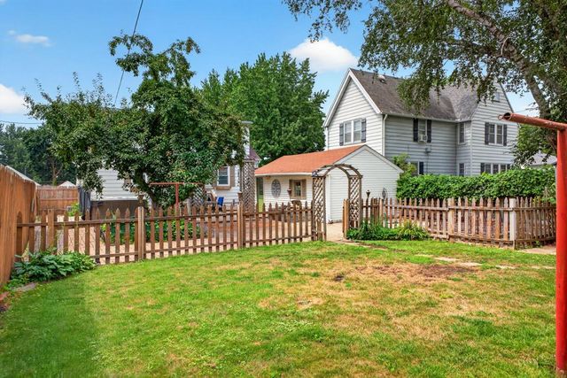 1404 12th Avenue NE, Rochester, MN 55906