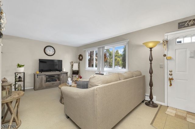 641 Cricket Ln, Woodbridge Twp., NJ 07095