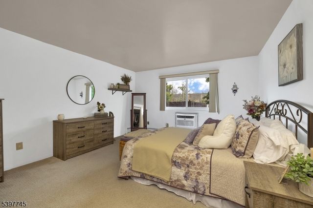 641 Cricket Ln, Woodbridge Twp., NJ 07095