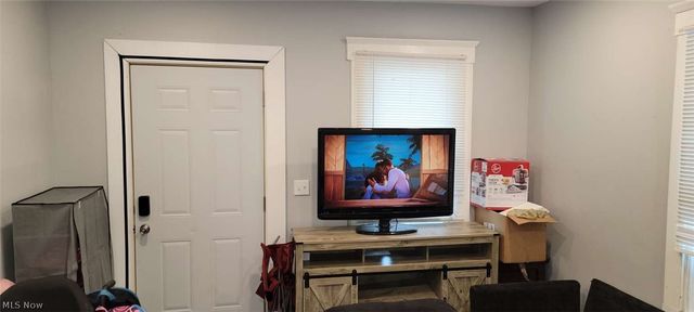 3568 W 67th Street, Cleveland, OH 44102