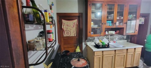 3568 W 67th Street, Cleveland, OH 44102