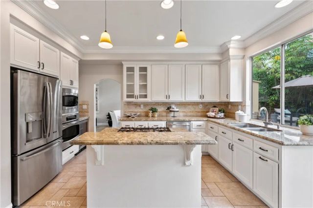 2741 Timmons, Tustin, CA 92782