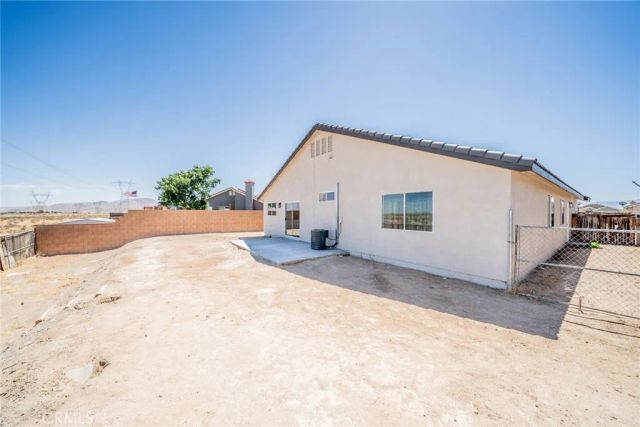 15536 Jojoba, Victorville, CA 92394
